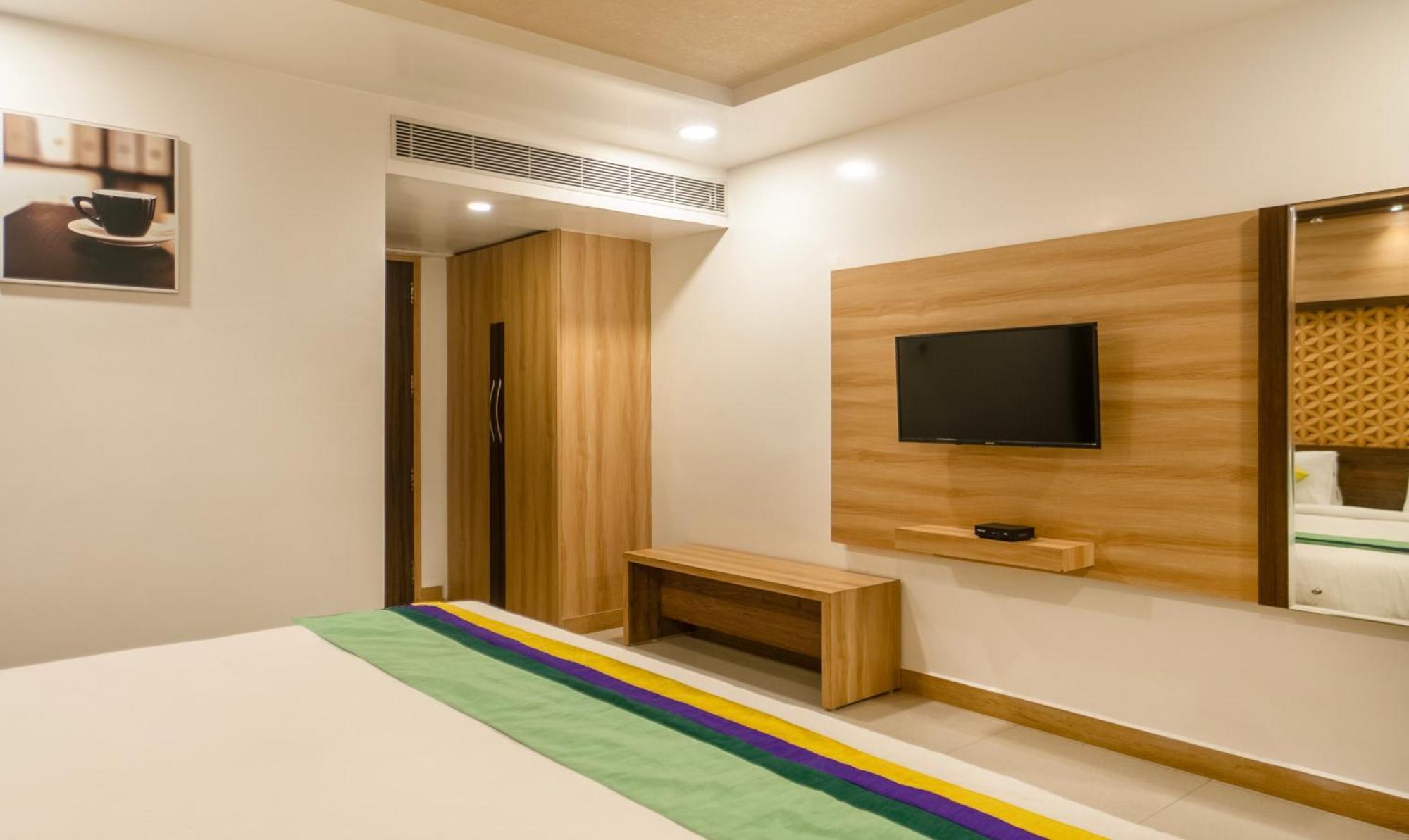 Treebo Golden Swan Pammal Hotel Chennai Eksteriør billede