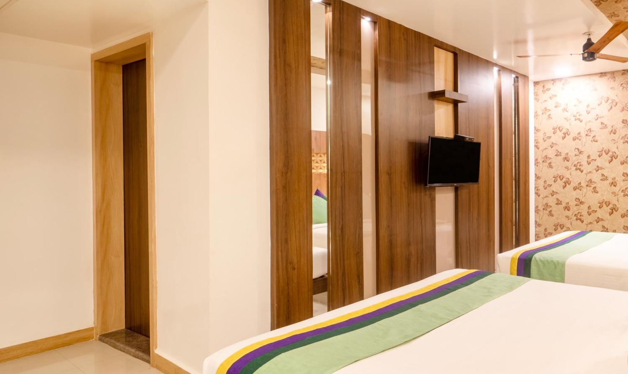 Treebo Golden Swan Pammal Hotel Chennai Eksteriør billede