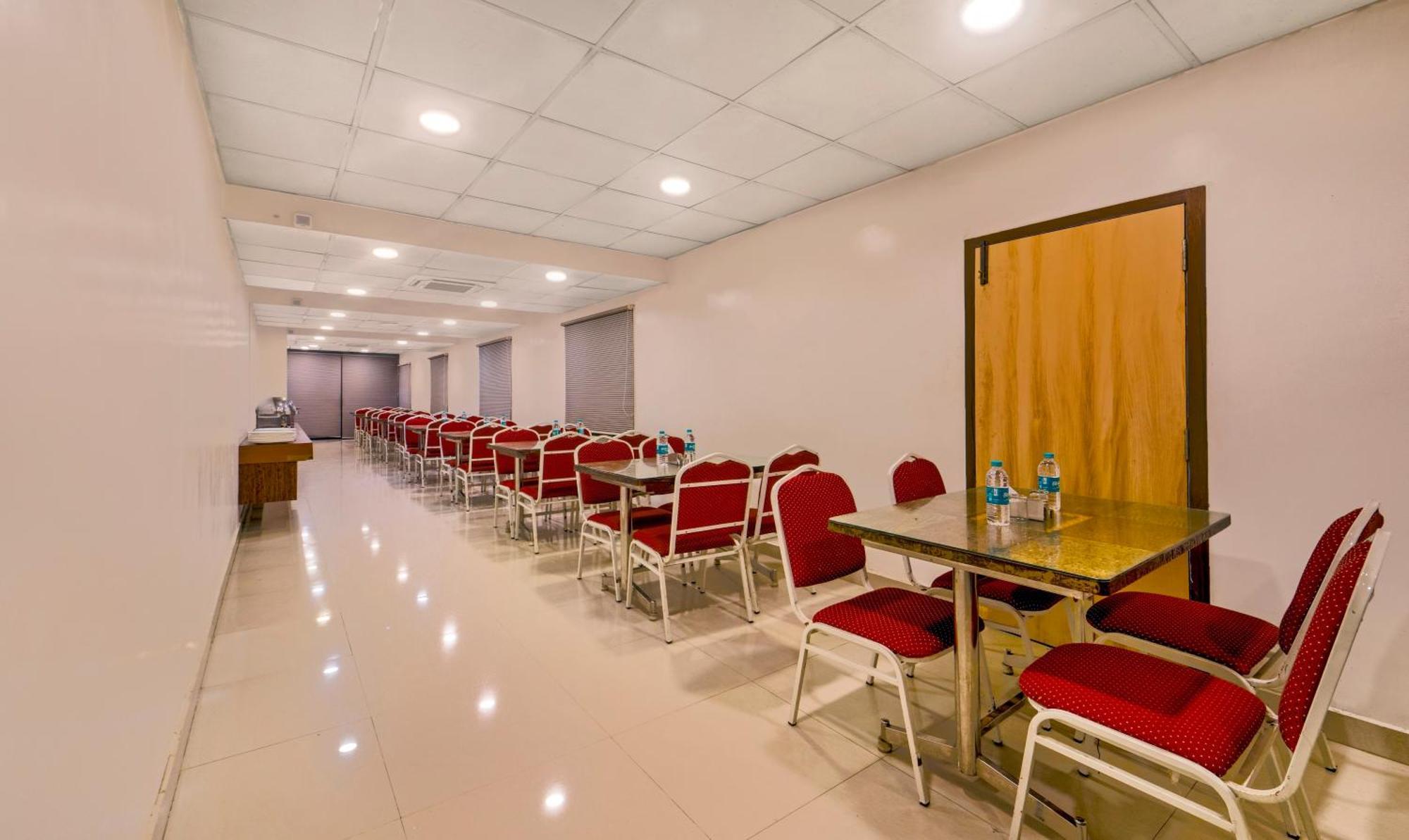Treebo Golden Swan Pammal Hotel Chennai Eksteriør billede